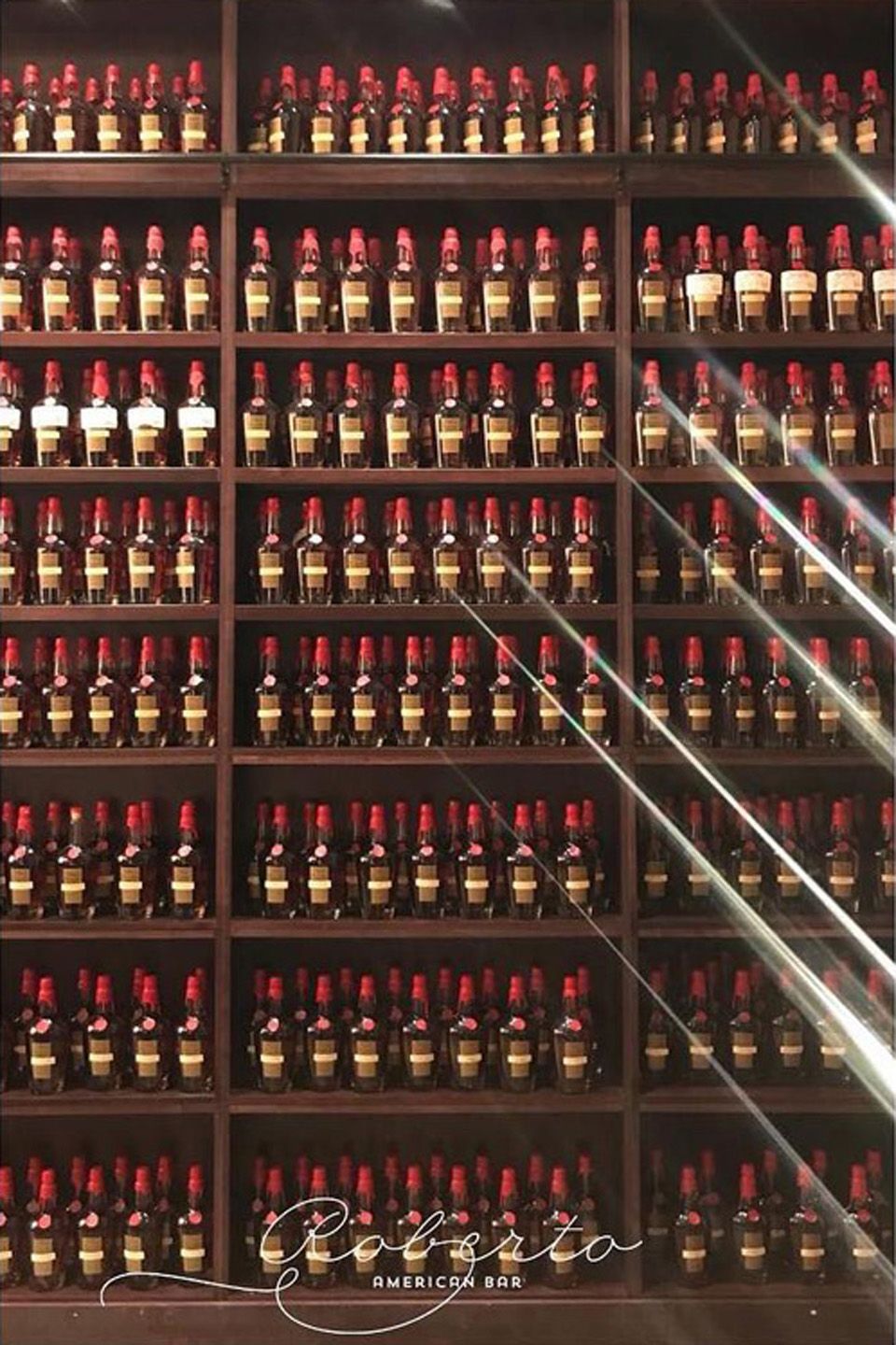 This specially dedicated barrel was bottled at the Maker’s Mark distillery in Kentucky, USA.