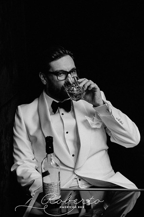 Roberto Pavlović-Hariwijadi is the owner of the Roberto American Bar.